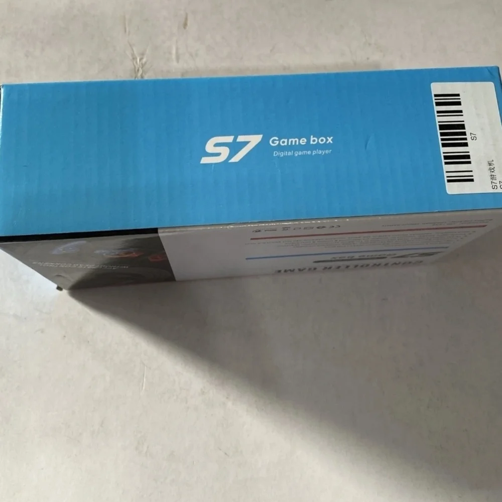 S7 Handheld Game Console - Black and Blue